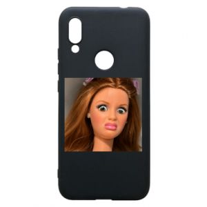 Etui na Xiaomi Redmi 7 Barbie z niezadowoloną miną