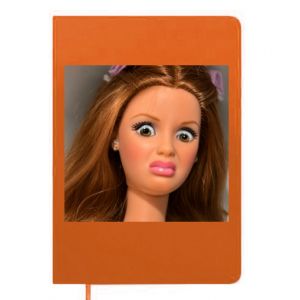 Notes Barbie z niezadowoloną miną